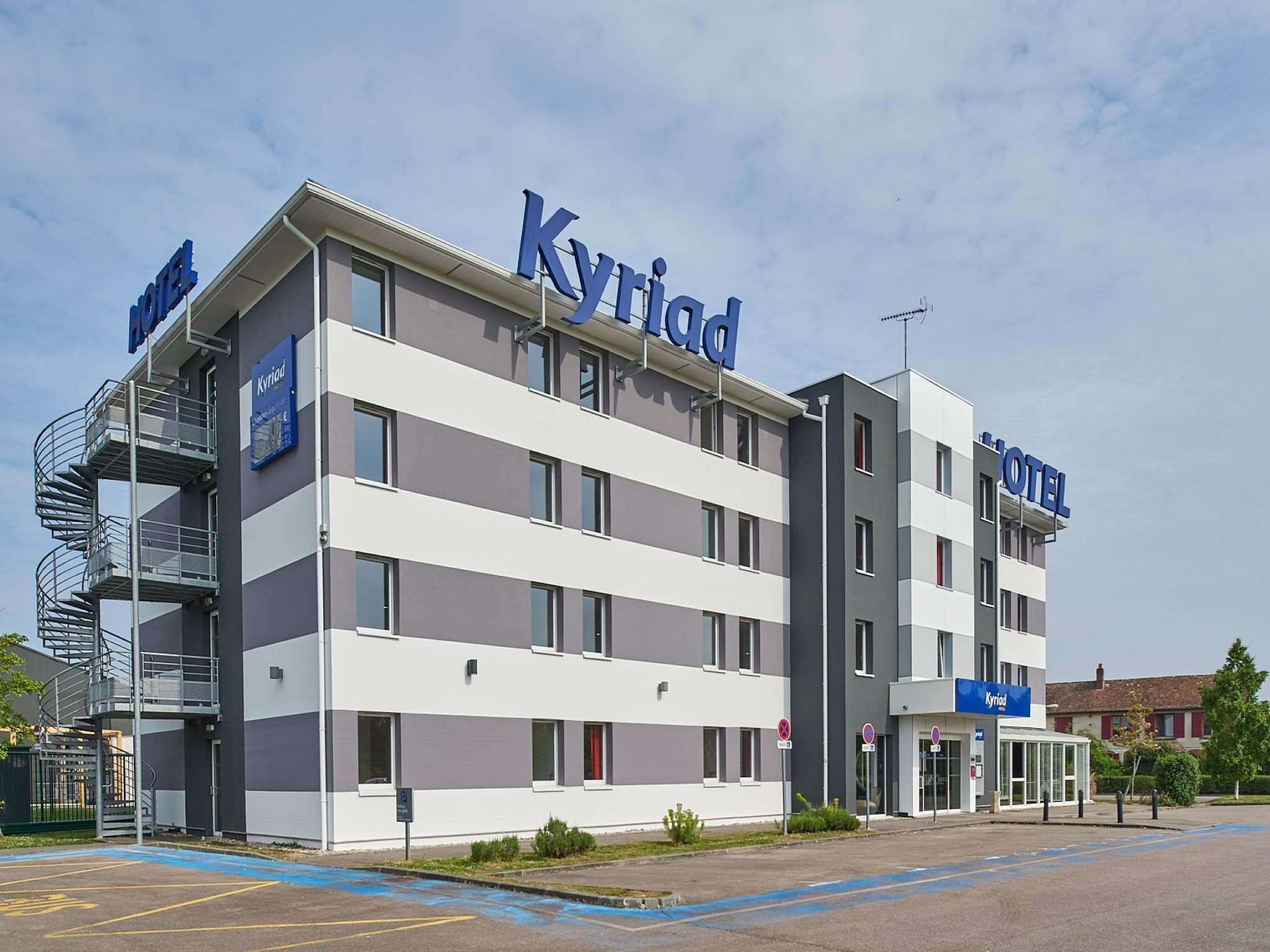 Kyriad Rouen Sud - Val De Reuil Val-de-Reuil Exterior photo